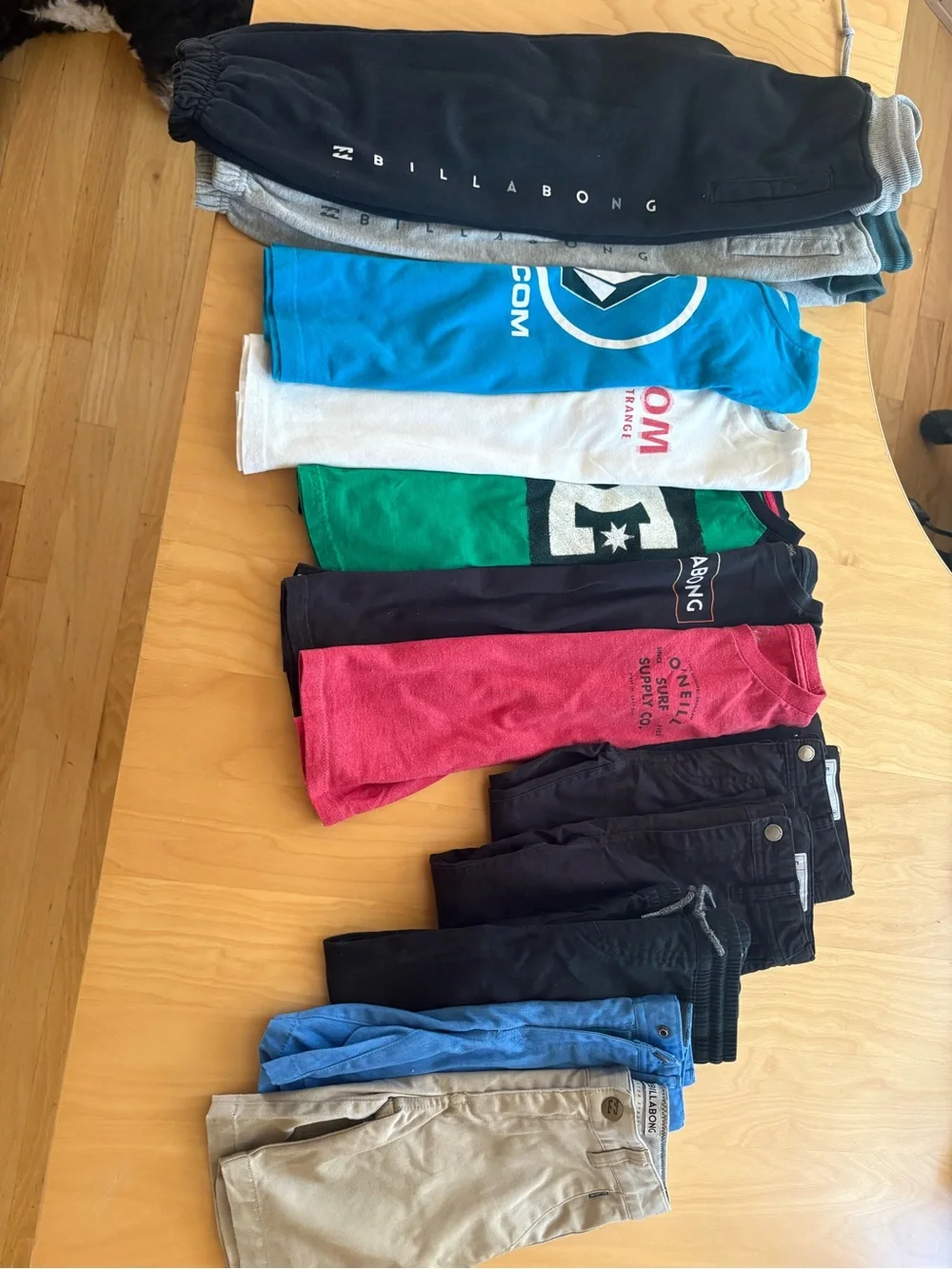Little Boys Sz 5 back to school skate & surf lot. 10+ outfits. Volcom Billabong